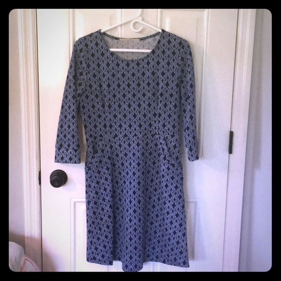 41 Hawthorn Dresses & Skirts - Classic women’s dress- size M